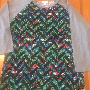 LulaRoe Randy new baseball style top